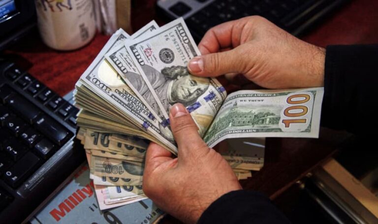  Pakistan to Receive $70 Million from IMF